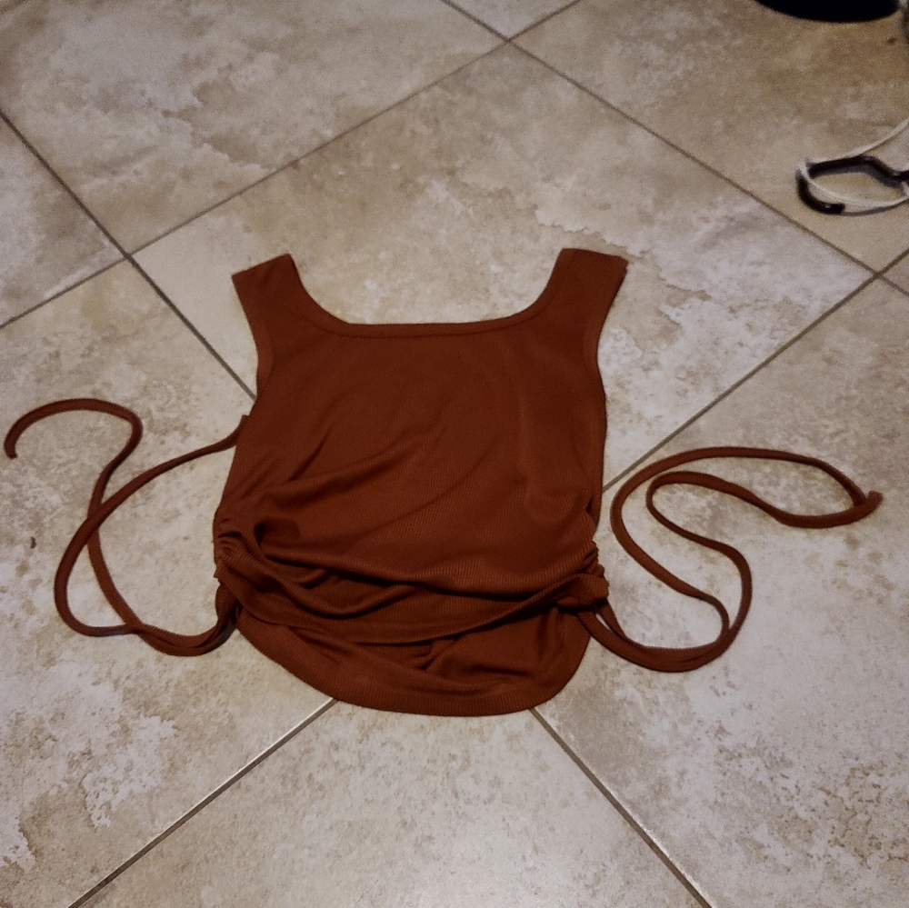 Adjustable tank crop